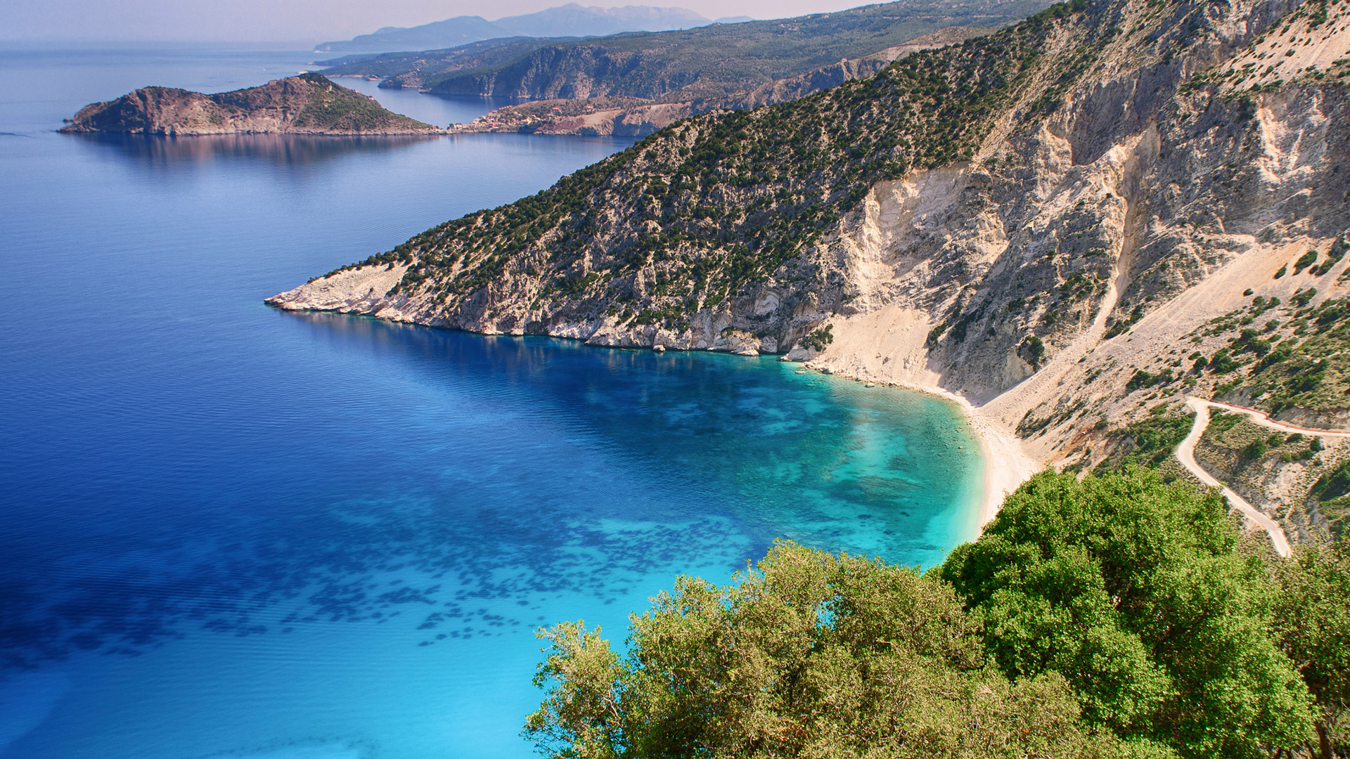 Απρίλιος 2017 - Αφιέρωμα στα Επτάνησα