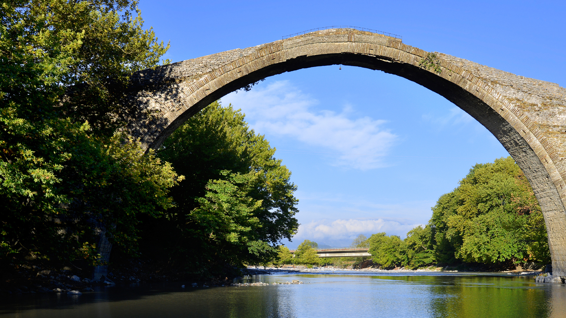 Δεκέμβριος 2016 - Αφιέρωμα στην Ήπειρο